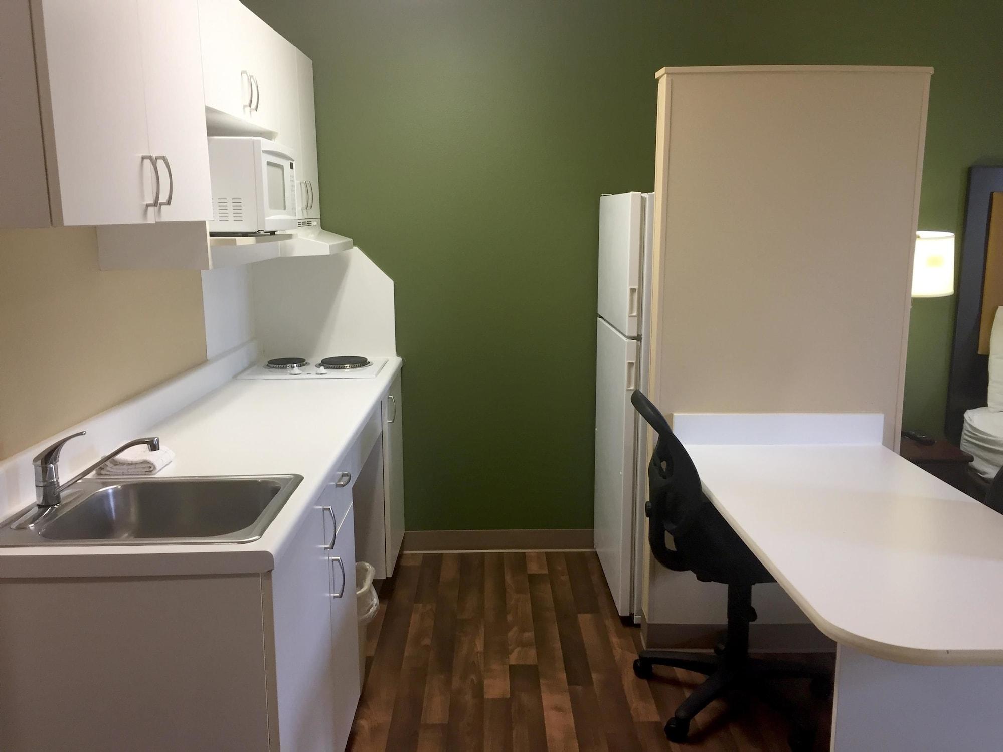 Extended Stay America Select Suites - Detroit - Novi - Haggerty Road Northville Exterior foto